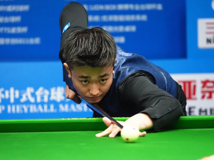 员在追求个 员在追求个