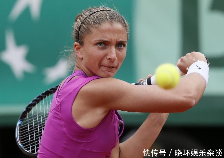 球员在抓篮 球员在抓篮